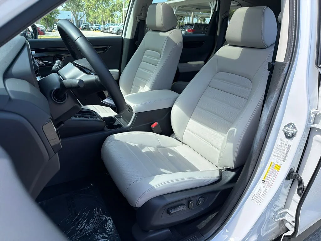 Used 2026 White Honda EX-L image 29