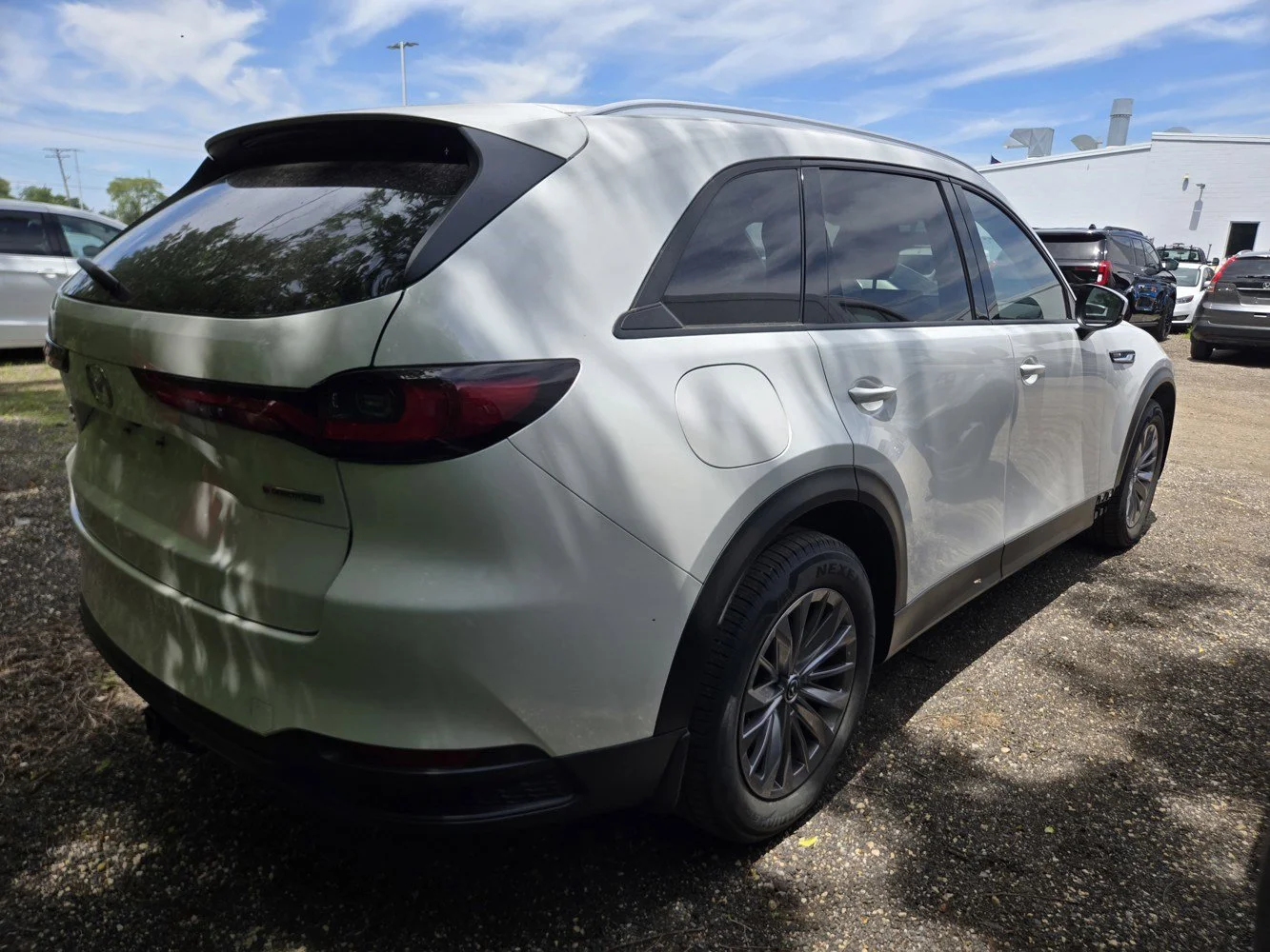 Used 2024 Rhodium White Premium Mazda Preferred image 4