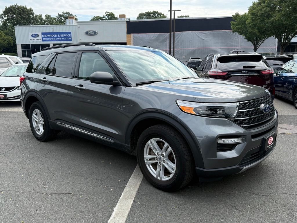 Used 2023 Carbonized Gray Metallic Ford XLT image 4