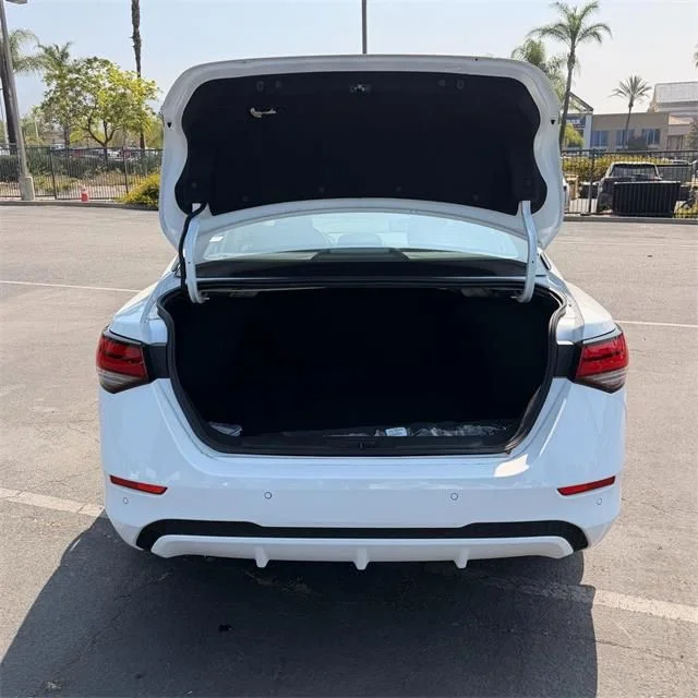 Used 2025 White Nissan S image 7