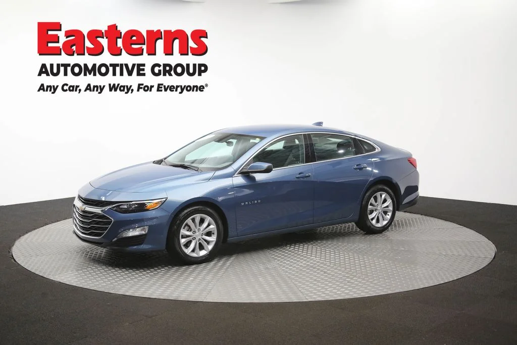Used 2025 Blue Chevrolet LT image 58