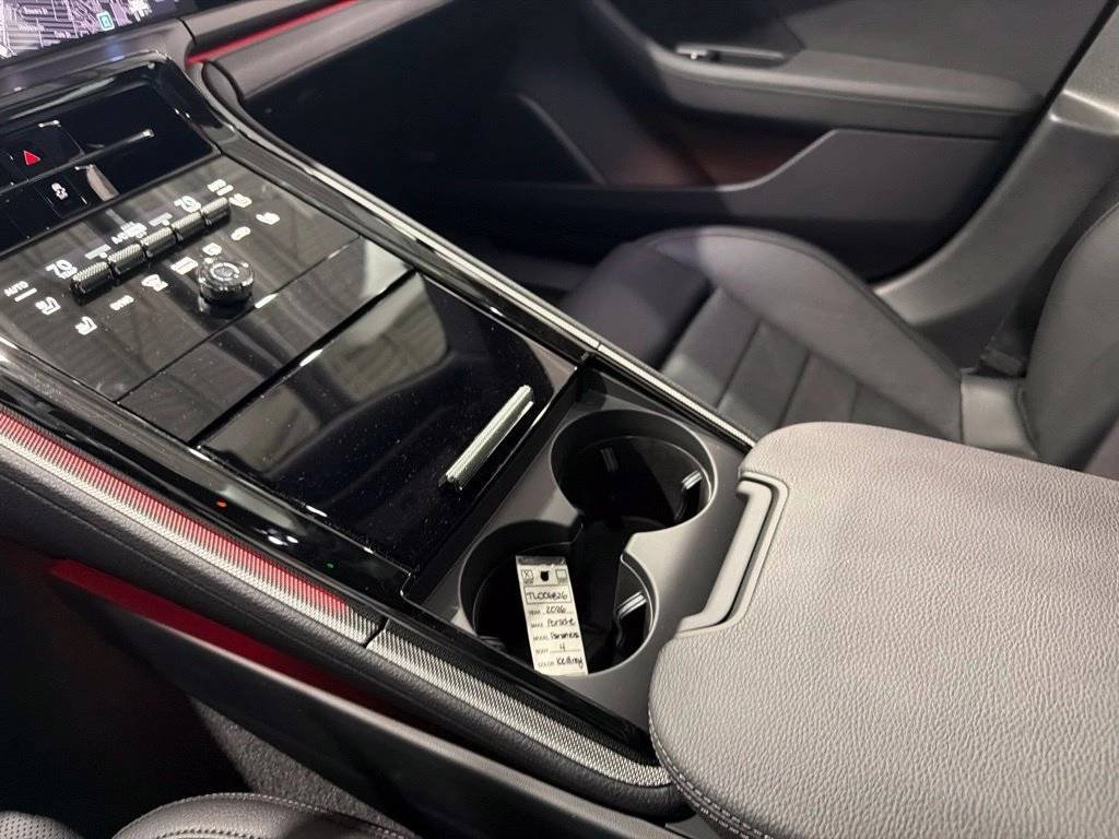 2026 Porsche Panamera Base - Photo 35