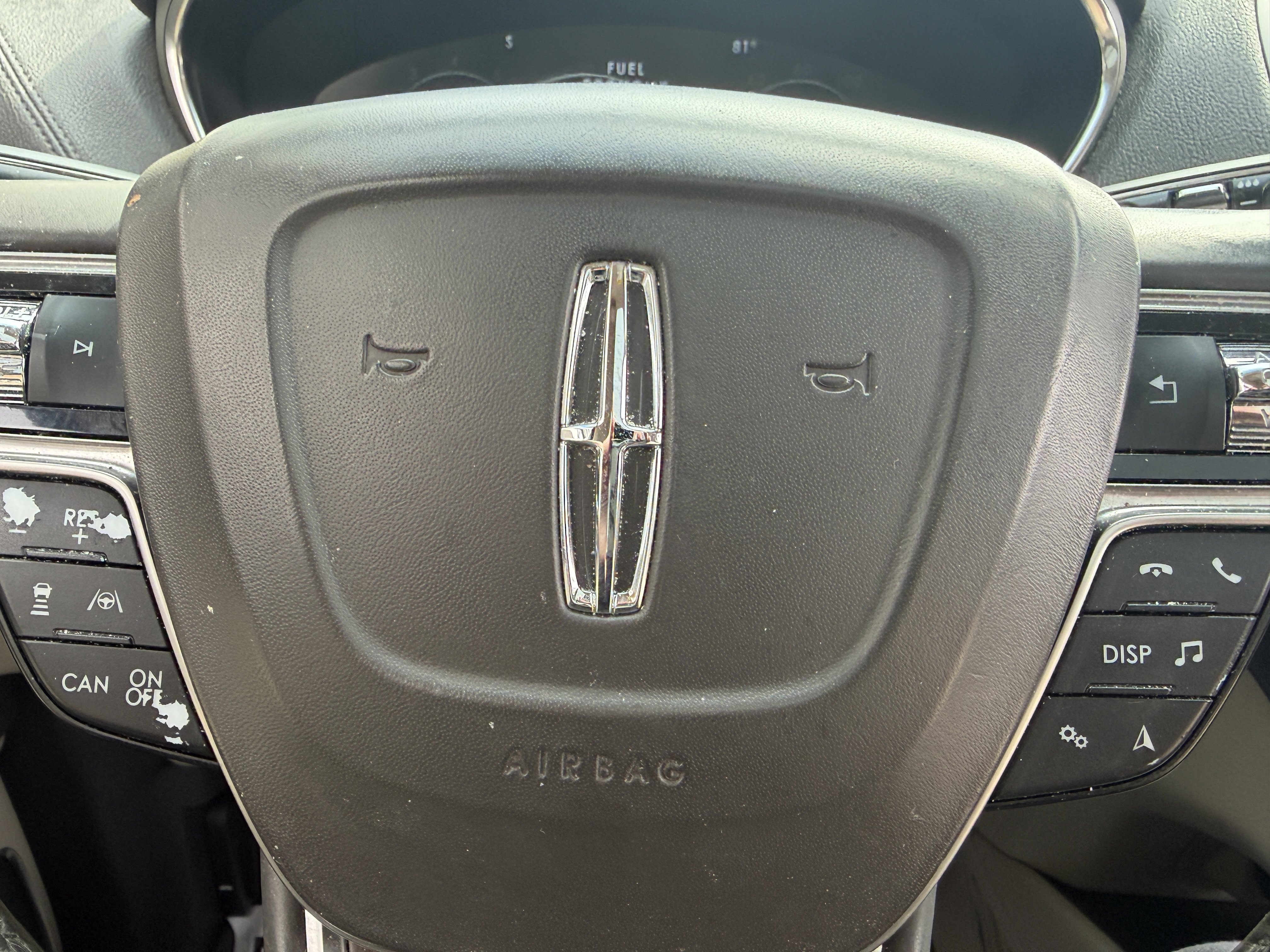 Used 2020 Pristine White Lincoln Reserve image 34