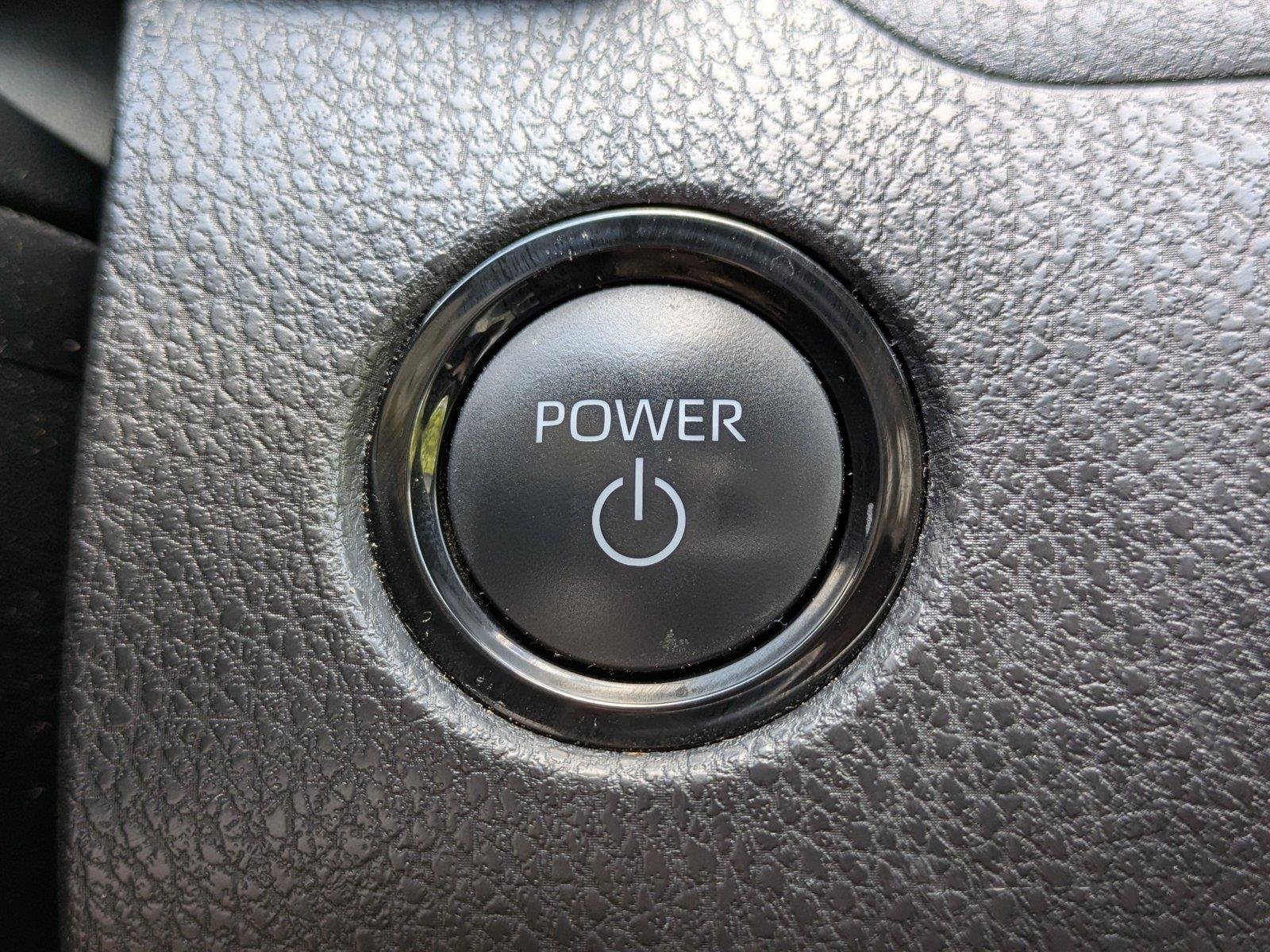 Used 2025  Toyota SE image 25