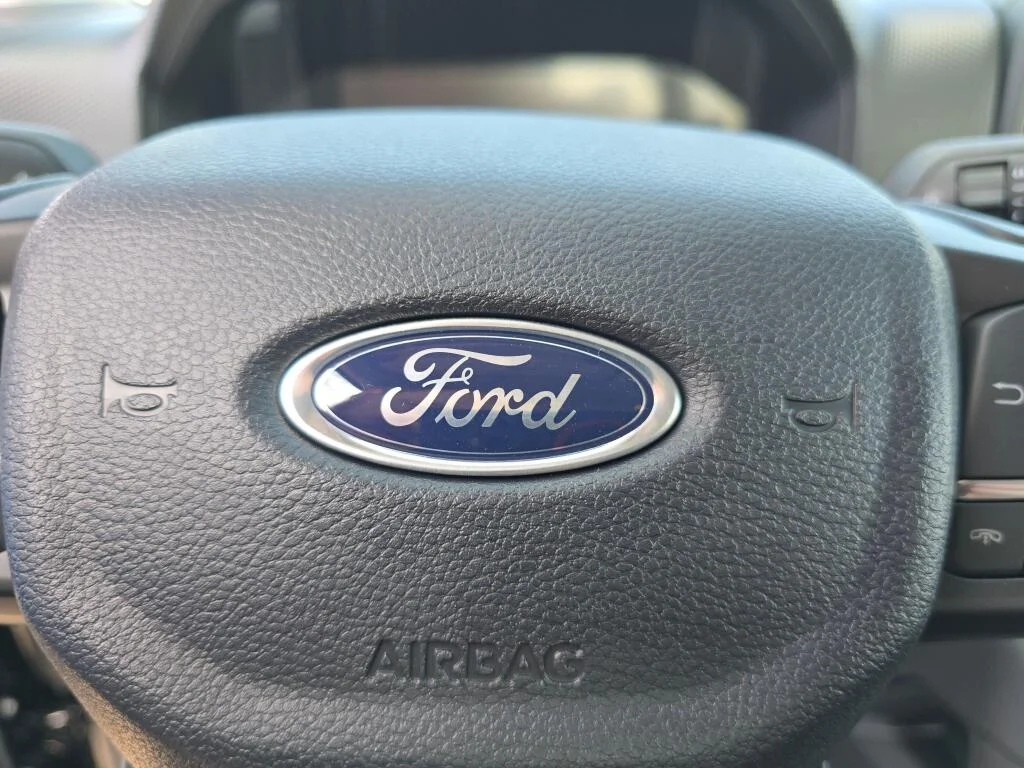New 2025 Shadow Black Ford XL image 29