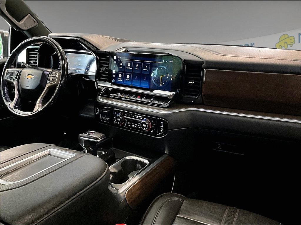 Used 2022 BLACK Chevrolet High Country image 14