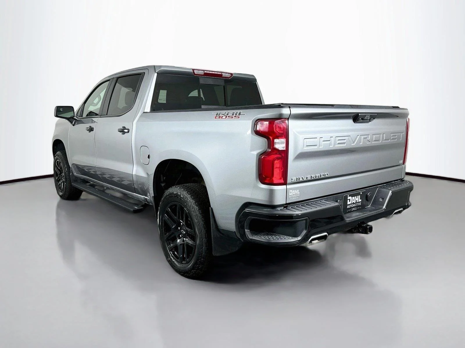 Used 2025 Sterling Gray Metallic Chevrolet LT Trail Boss image 10