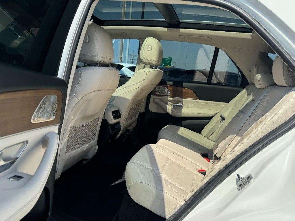 Used 2022 Polar White Mercedes-Benz GLE 450 image 10