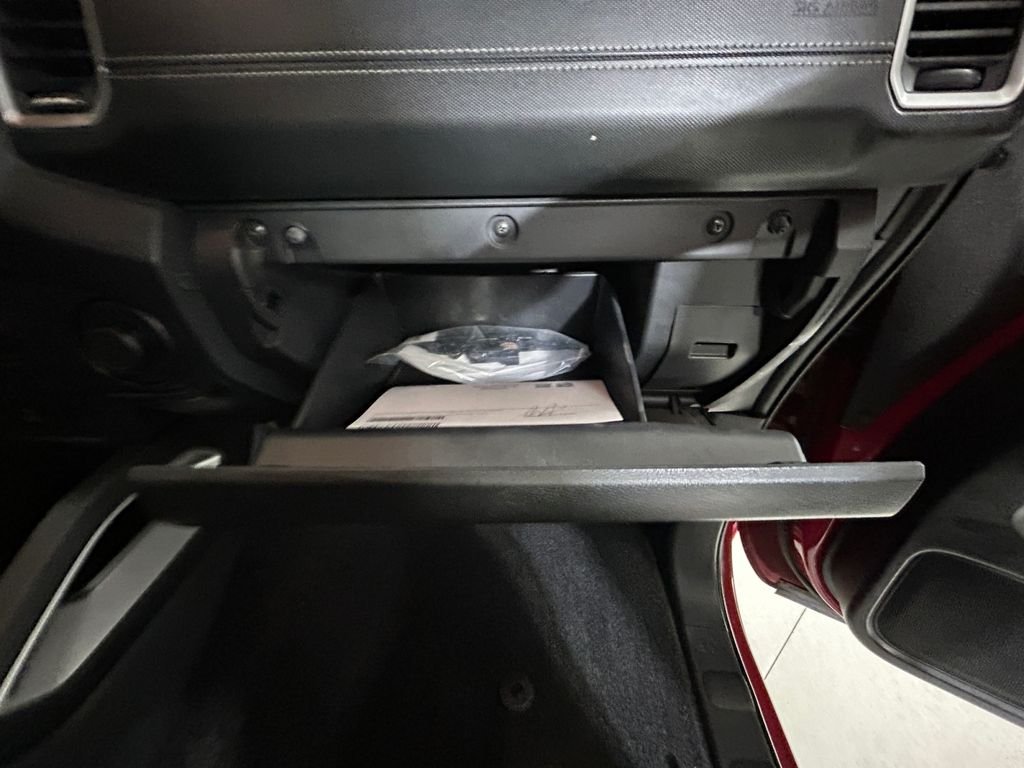 Used 2022 Red Nissan SV image 28