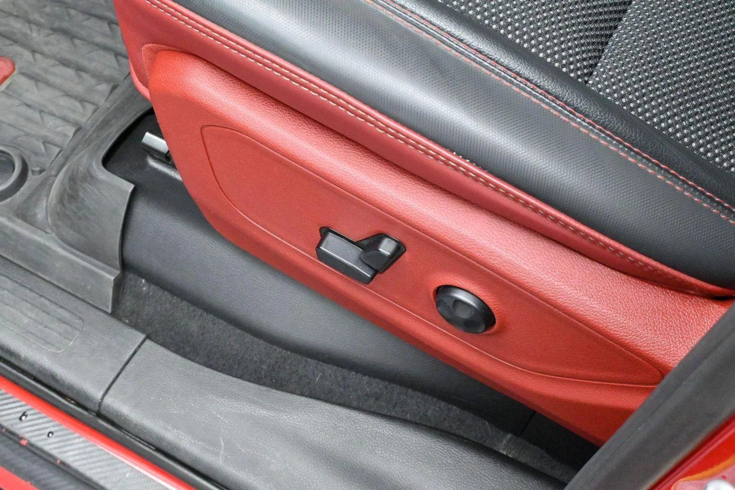 Used 2019 Flame Red Ram Rebel image 13