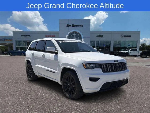 Used 2019 White Jeep Altitude image 1