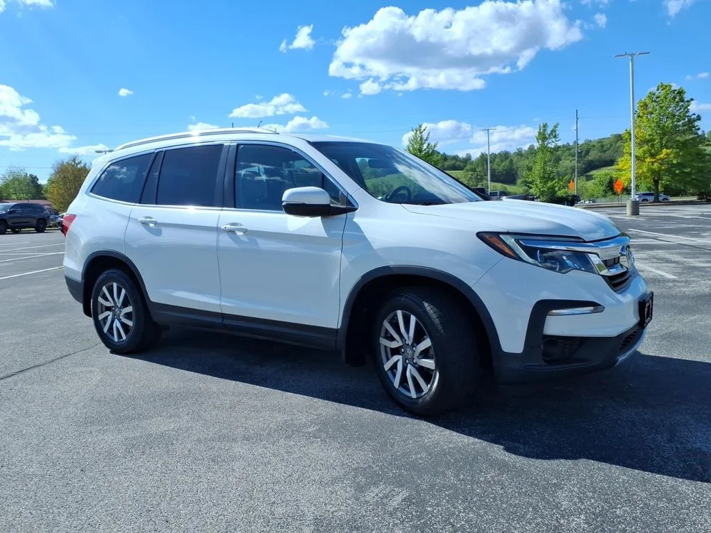 Used 2020 Silver Honda EX-L image 4