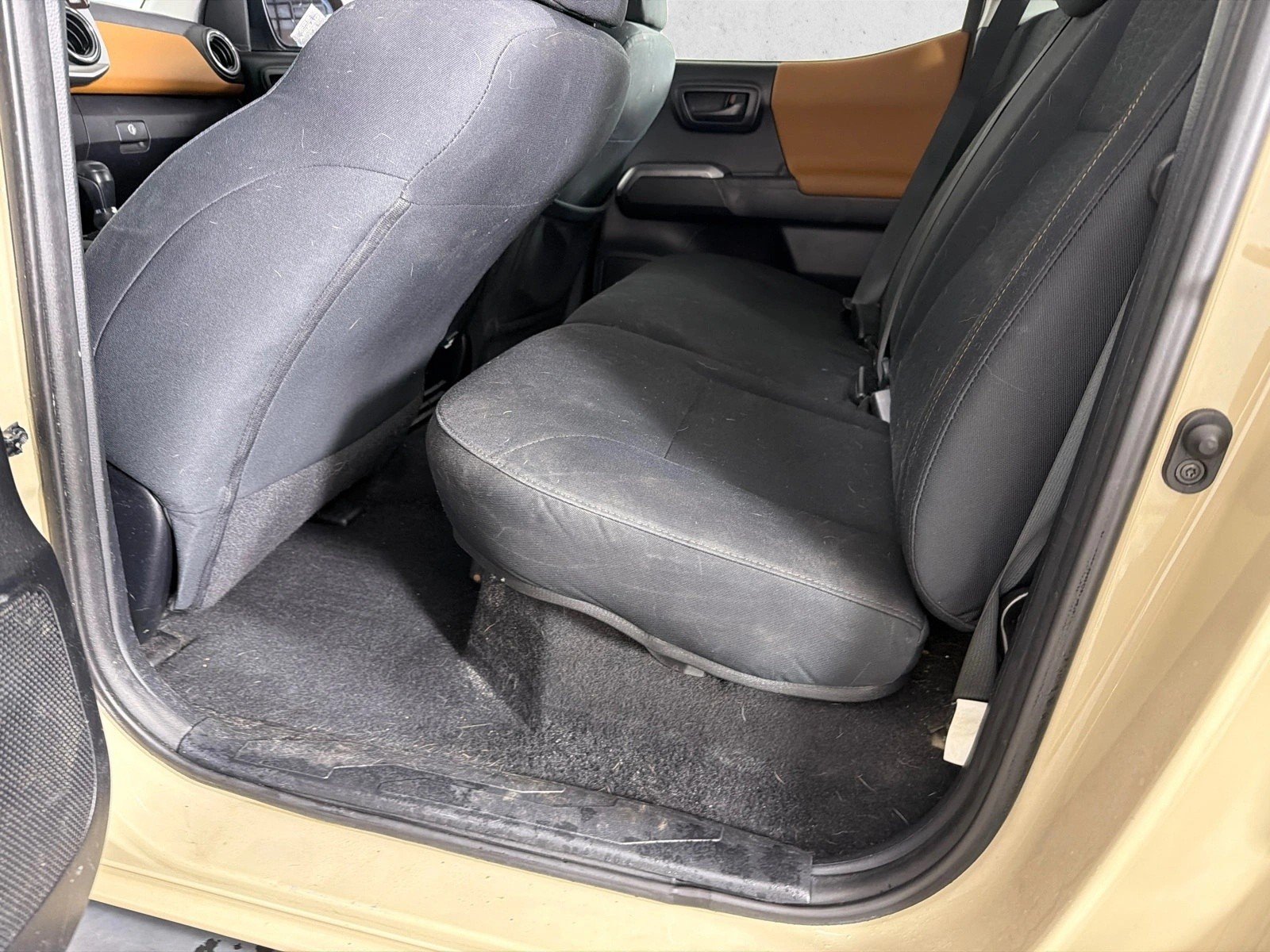 Used 2019 Quicksand Toyota SR5 image 20