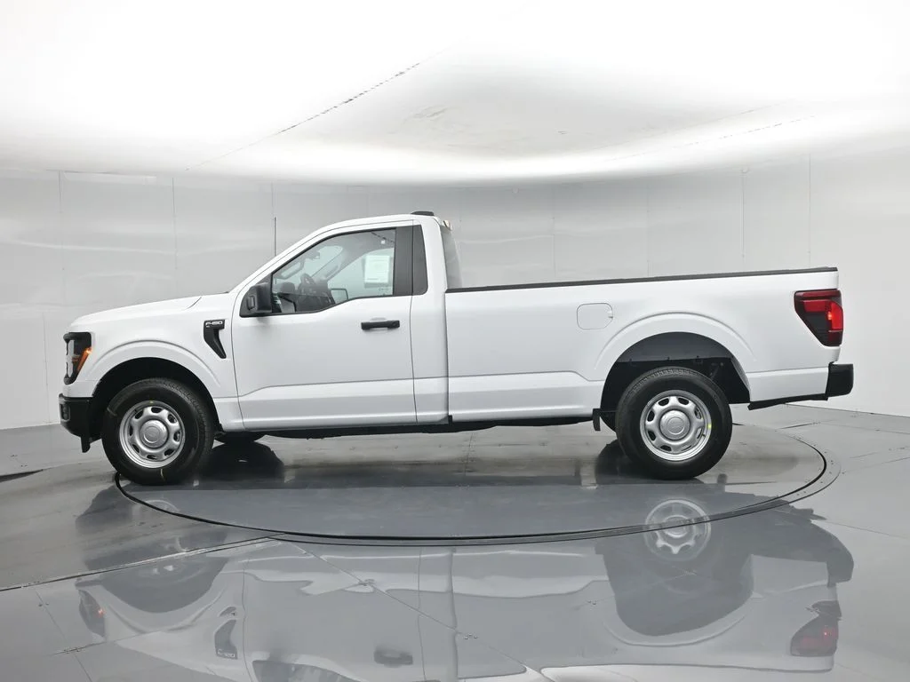 New 2026 Oxford White Ford XL image 20