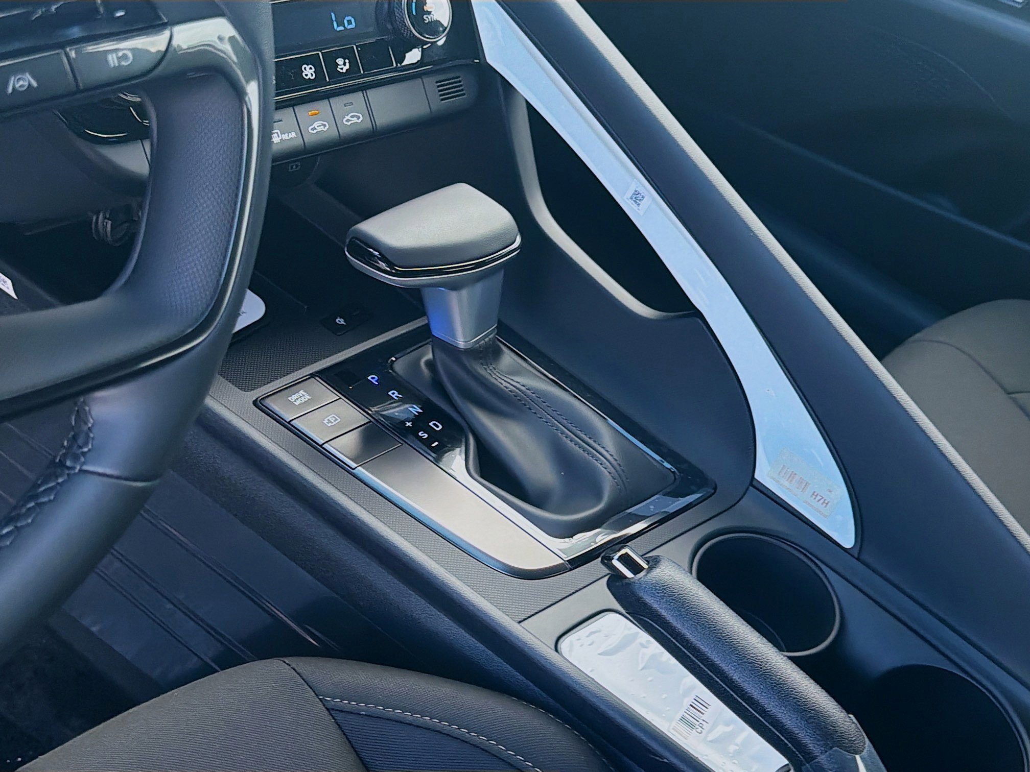 New 2026 Amazon Gray Hyundai SEL Sport image 40