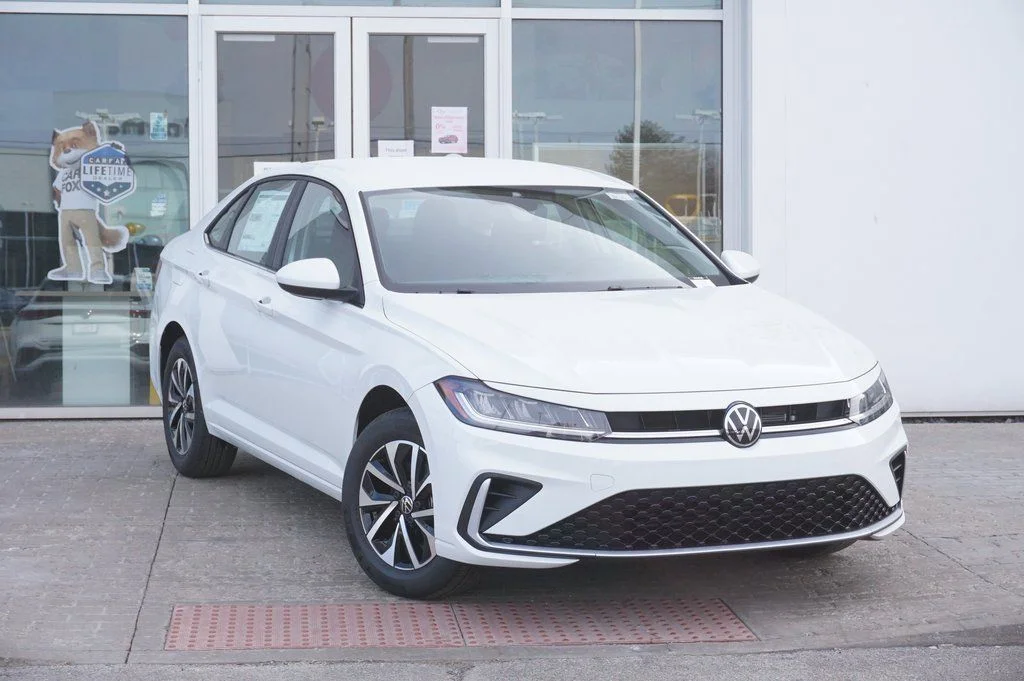 New 2026 White Volkswagen 1.5T S image 2