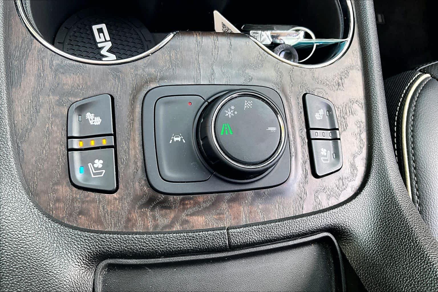 Used 2023 Ebony Twilight Metallic GMC Denali image 34