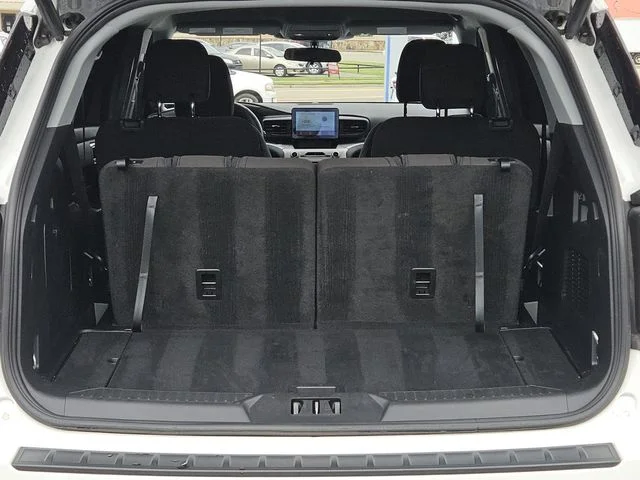 Used 2024 White Metallic Ford XLT image 13