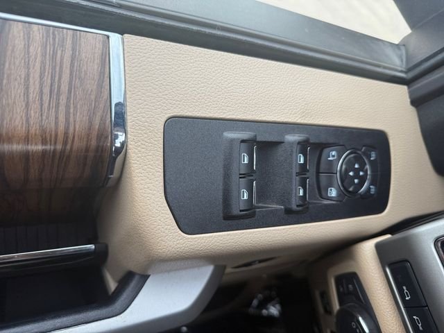 Certified Used 2019 Oxford White Ford Lariat image 13