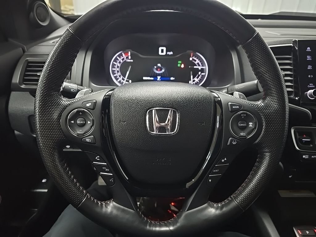 Used 2023 White Honda Black Edition image 21