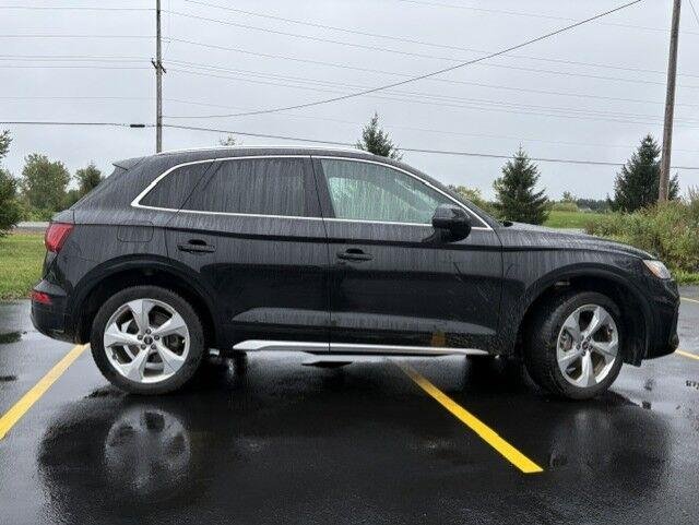 Used 2021 Mythos Black Metallic Audi Premium Plus image 17