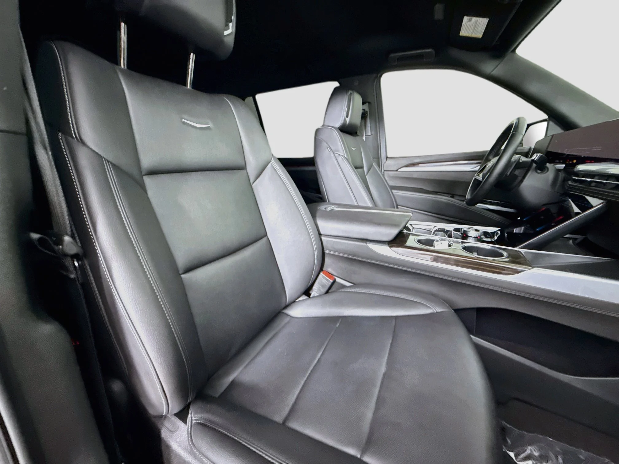 Used 2025 Black Raven Cadillac Luxury image 31