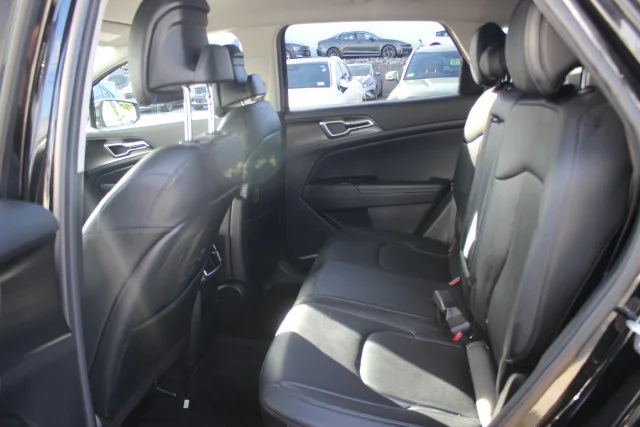 Used 2023 Black Kia EX image 25