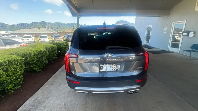 Used 2020 Gray Kia S image 4