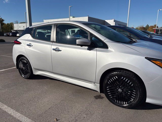 Used 2025 Brilliant Silver Metallic Nissan SV PLUS image 10