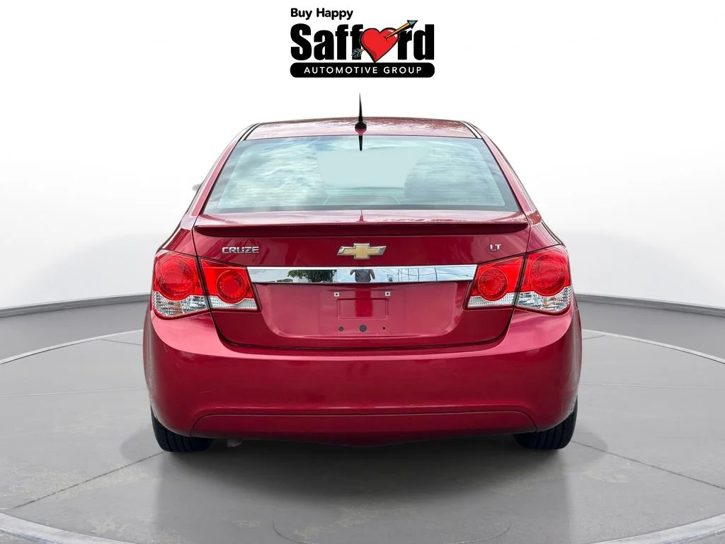 Used 2014 Red Chevrolet 1LT image 6