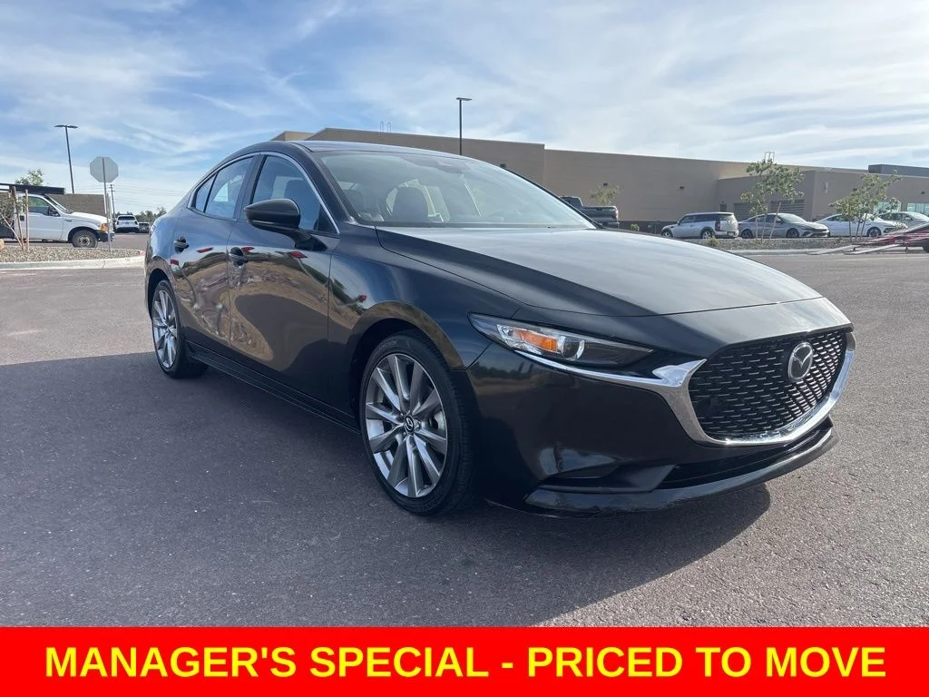 Used 2021 Black Mazda Select image 3