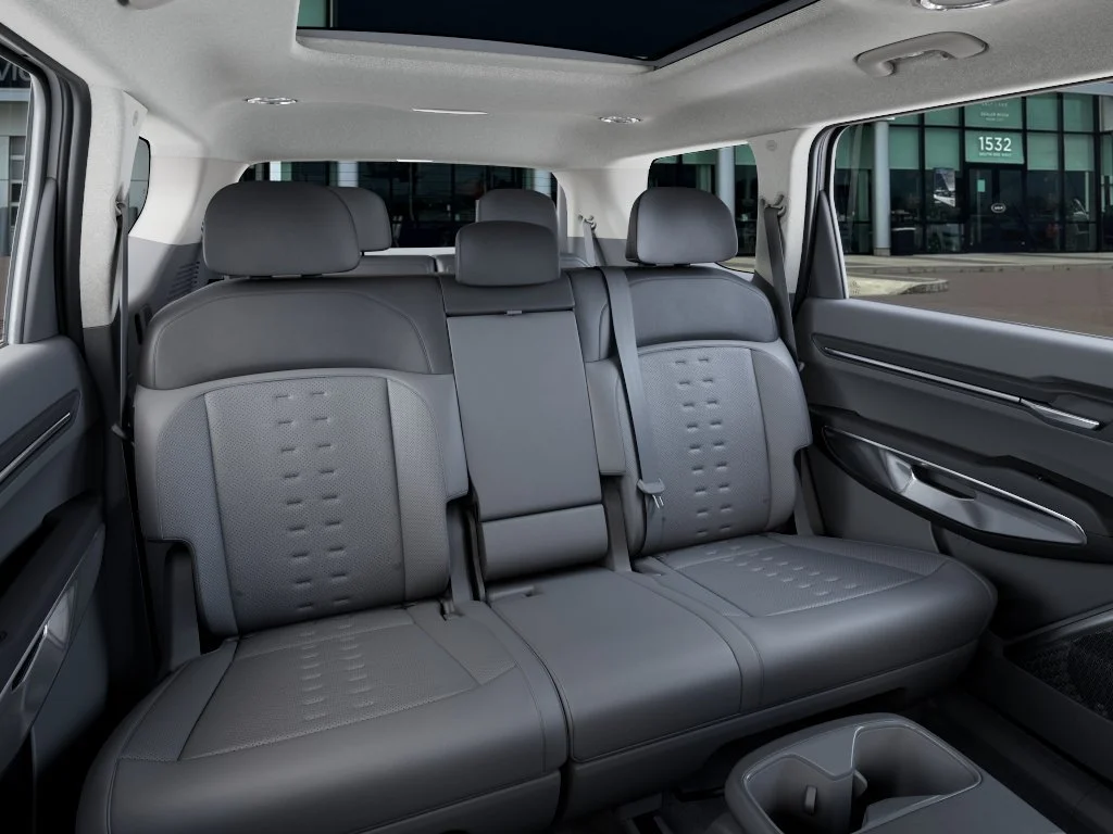 New 2026 Glacial White Pearl Kia Wind image 16
