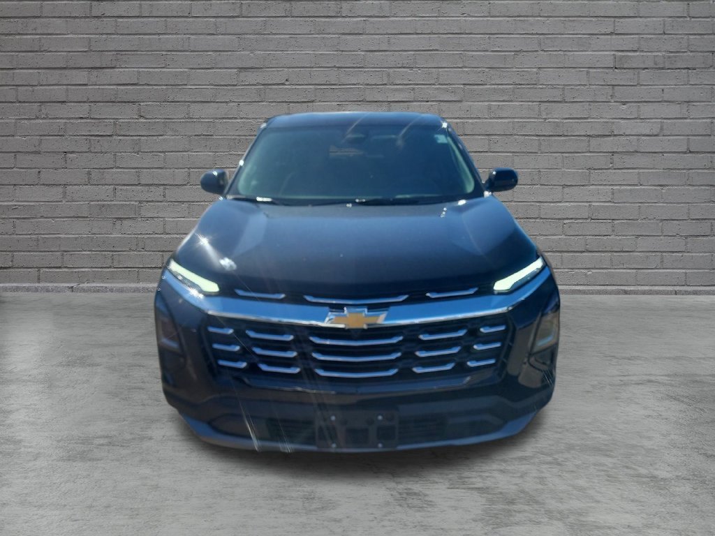 New 2027 Mosaic Black Metallic Chevrolet LT image 2