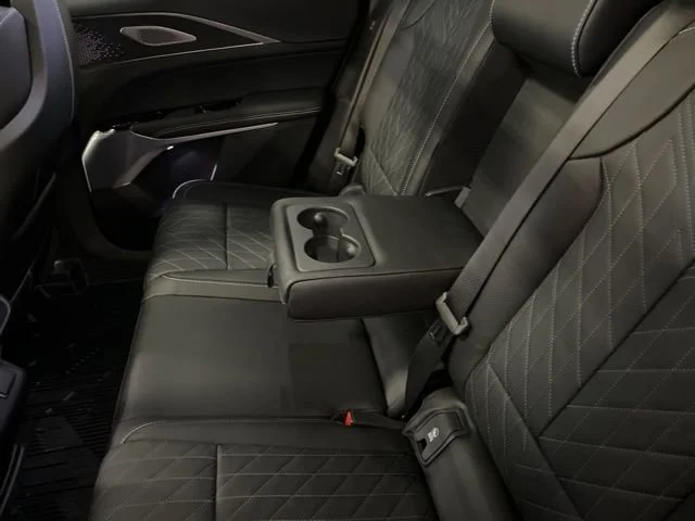 2026 Cadillac LYRIQ V Premium - Photo 20