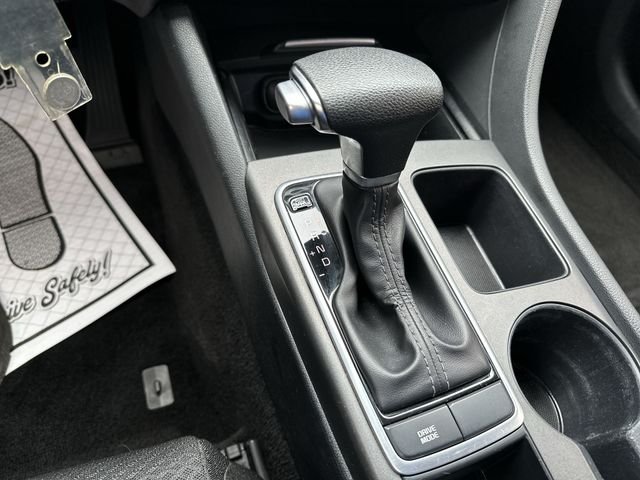 Used 2018 Black Kia LX image 21