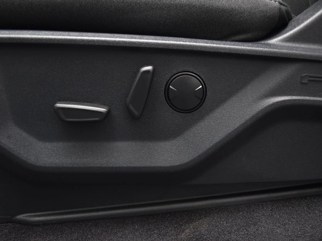 2026 Ford F-150 XLT - Photo 21