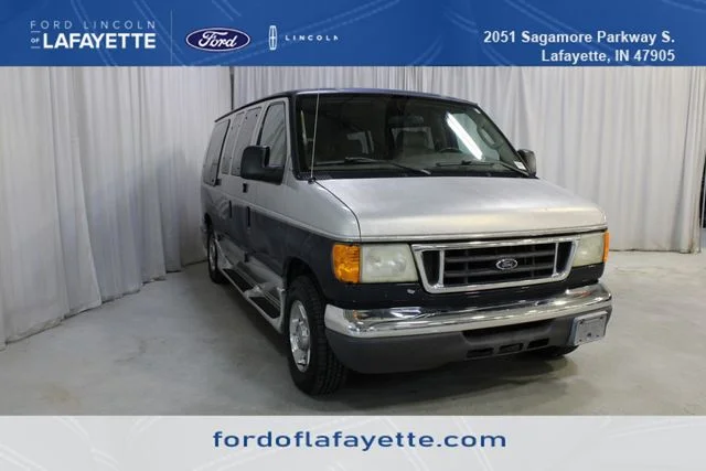 2005 Ford Econoline Van Commercial