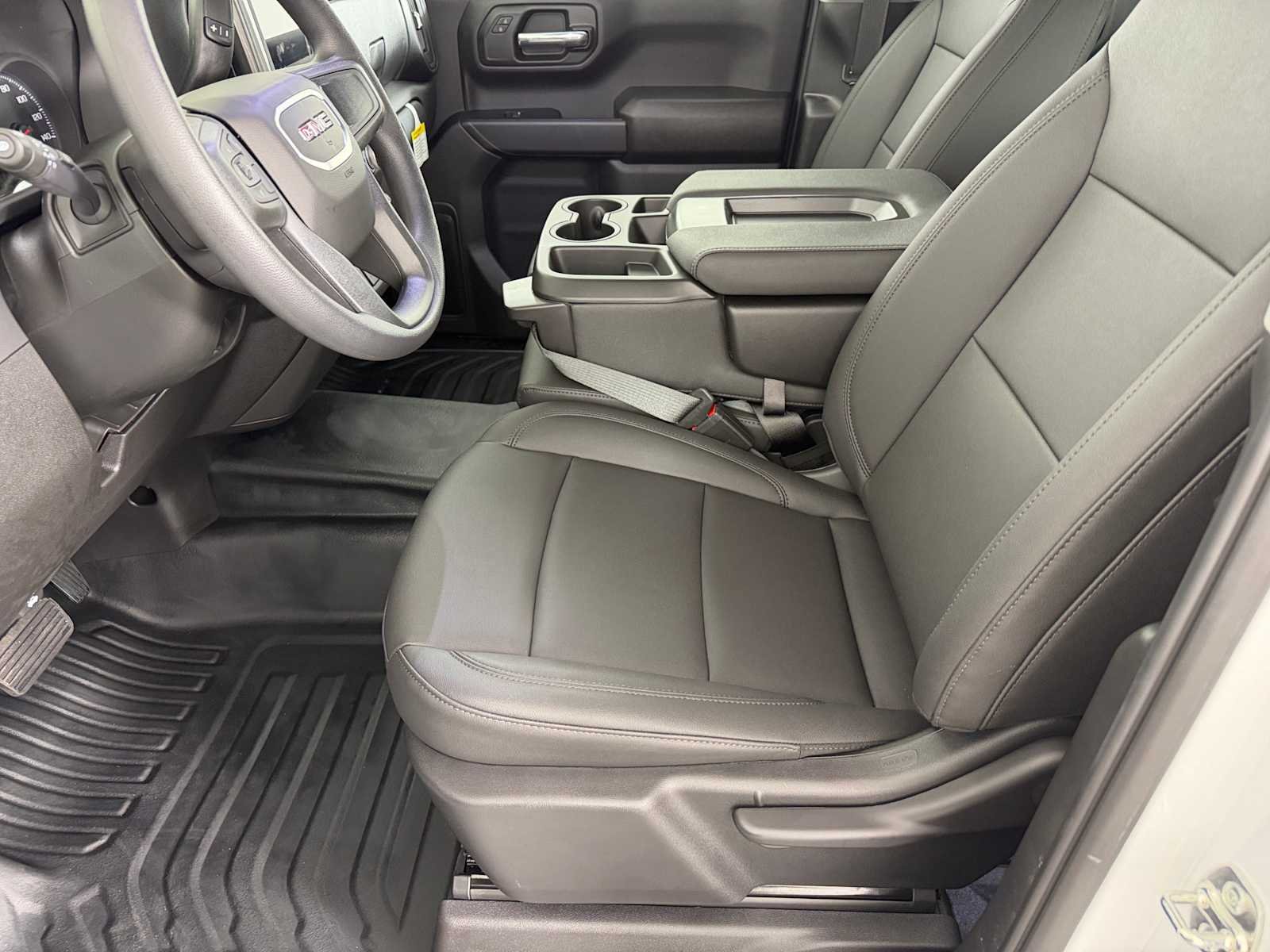 2026 GMC Sierra 1500 Pro - Photo 7