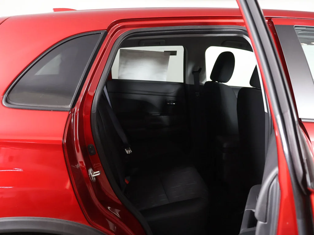 New 2027 Red Mitsubishi 2.0 LE 2WD image 30