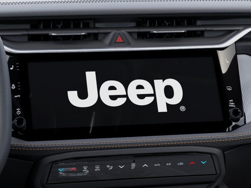New 2026 Silver Zynith Clear-Coat Exterior Paint Jeep Limited image 18