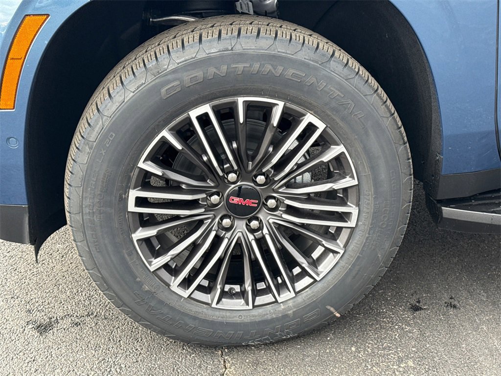 2026 GMC YUKON XL - Image 10