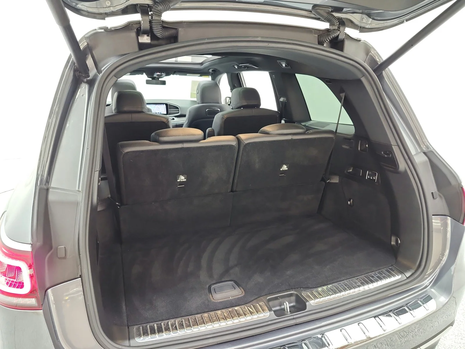 Used 2020 Selenite Grey Metallic Mercedes-Benz GLS 450 4MATIC® SUV image 44
