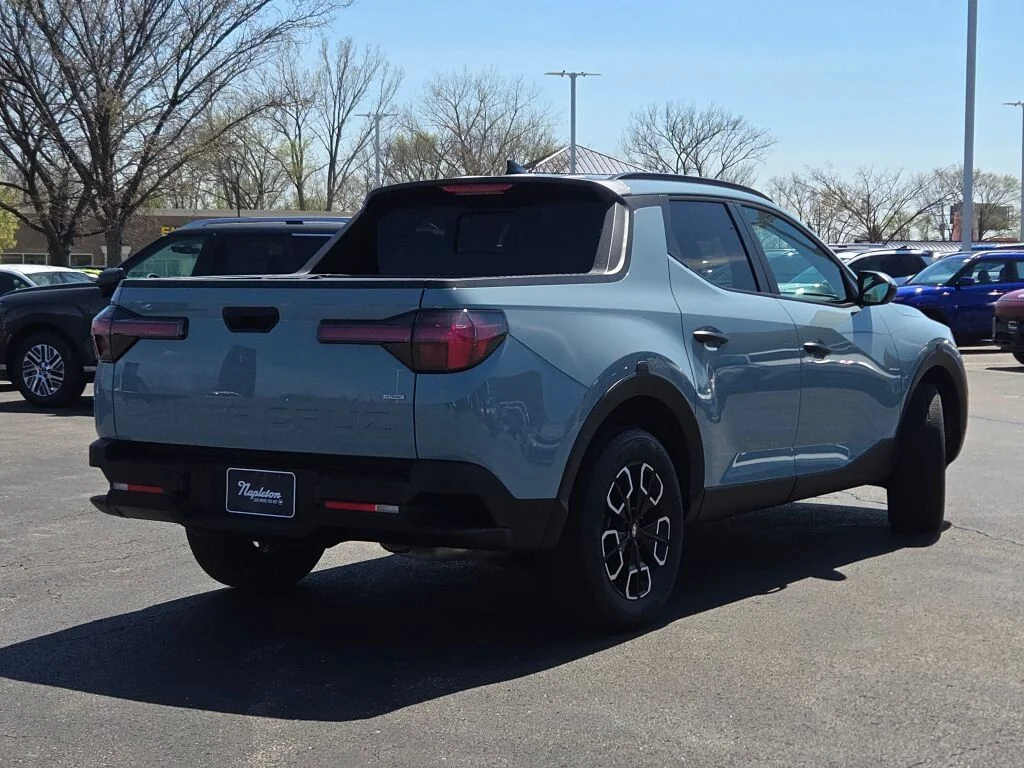 Used 2023 Blue Hyundai SEL image 12
