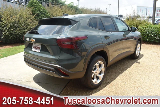 2026 Chevrolet Trax LS - Photo 10