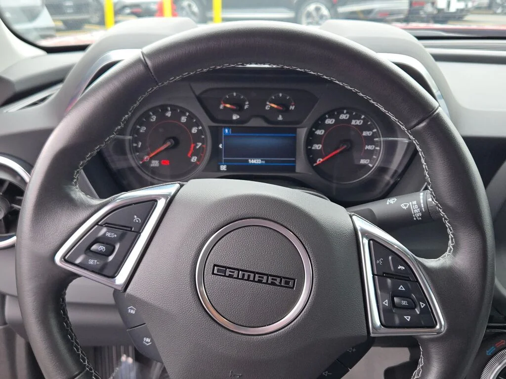 Used 2023 Red Chevrolet 1LT image 28
