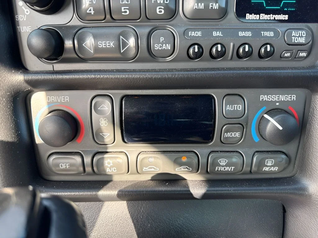 Used 1998 Red Chevrolet Base image 13