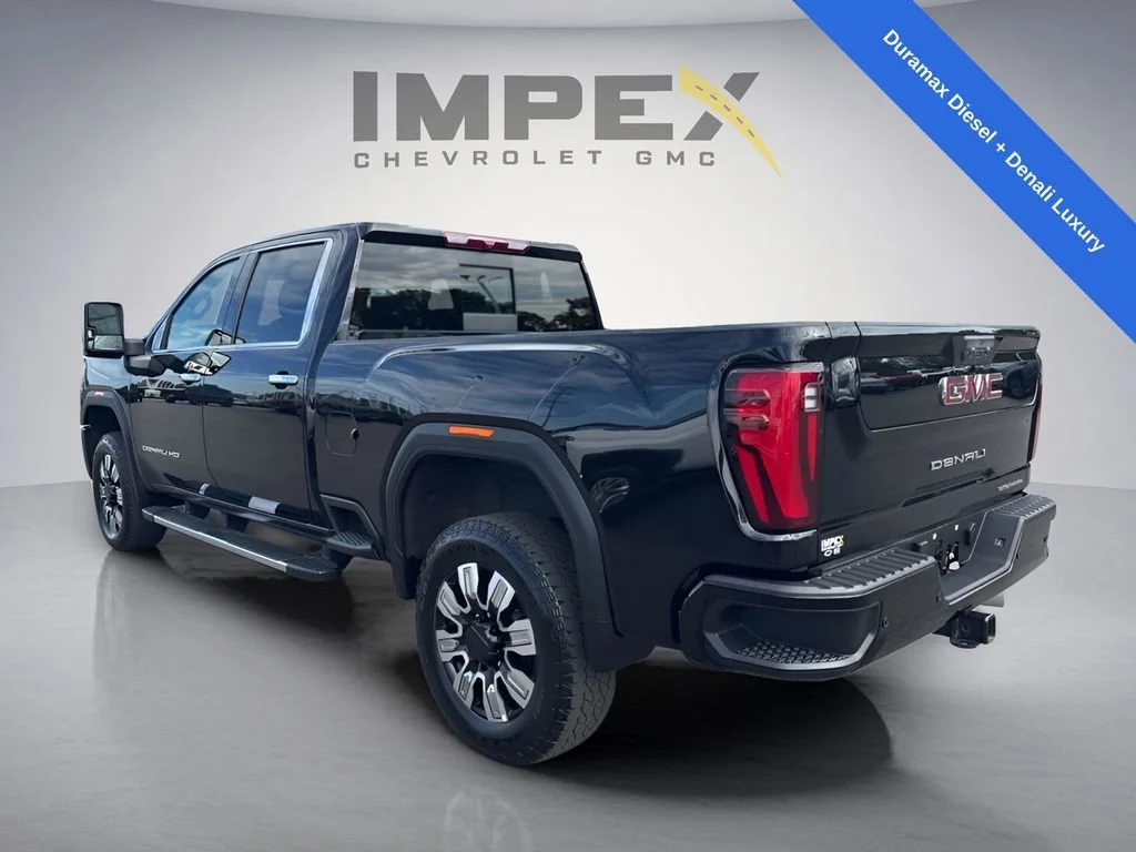 Used 2024 Onyx Black GMC Denali image 3