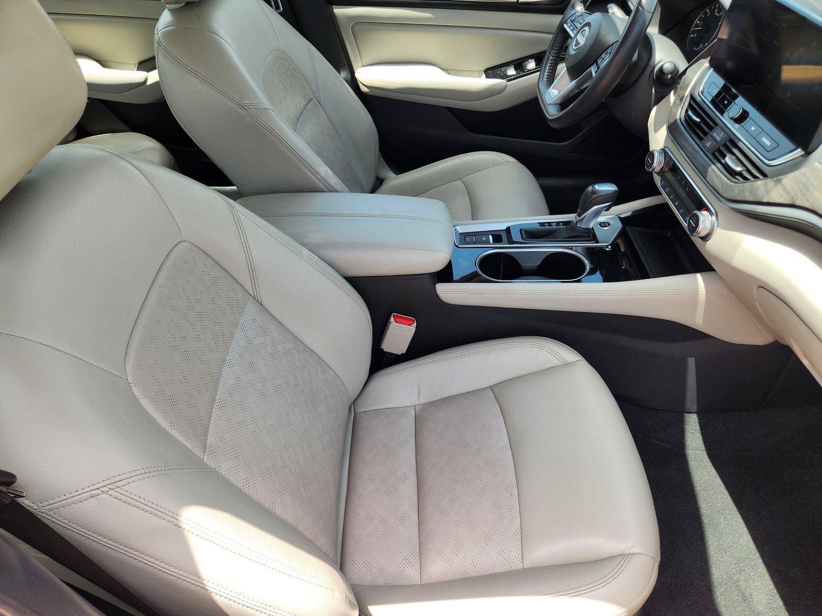 Used 2024 Scarlet Ember Tintcoat Nissan 2.5 SL image 13