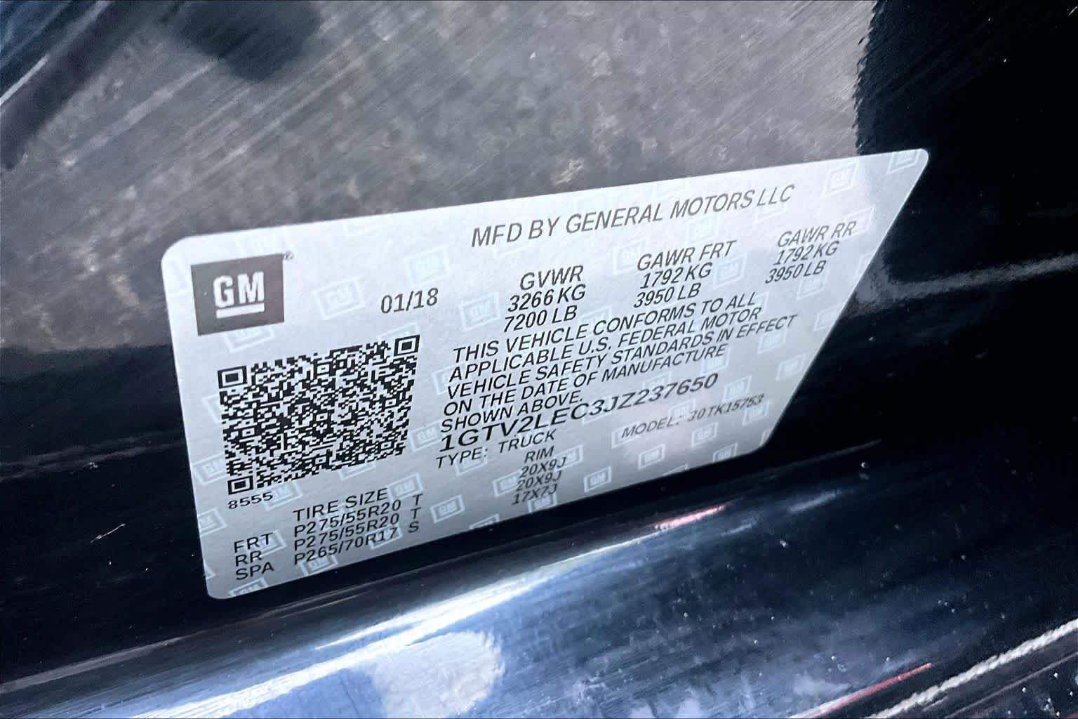 Used 2018 Onyx Black GMC  image 33