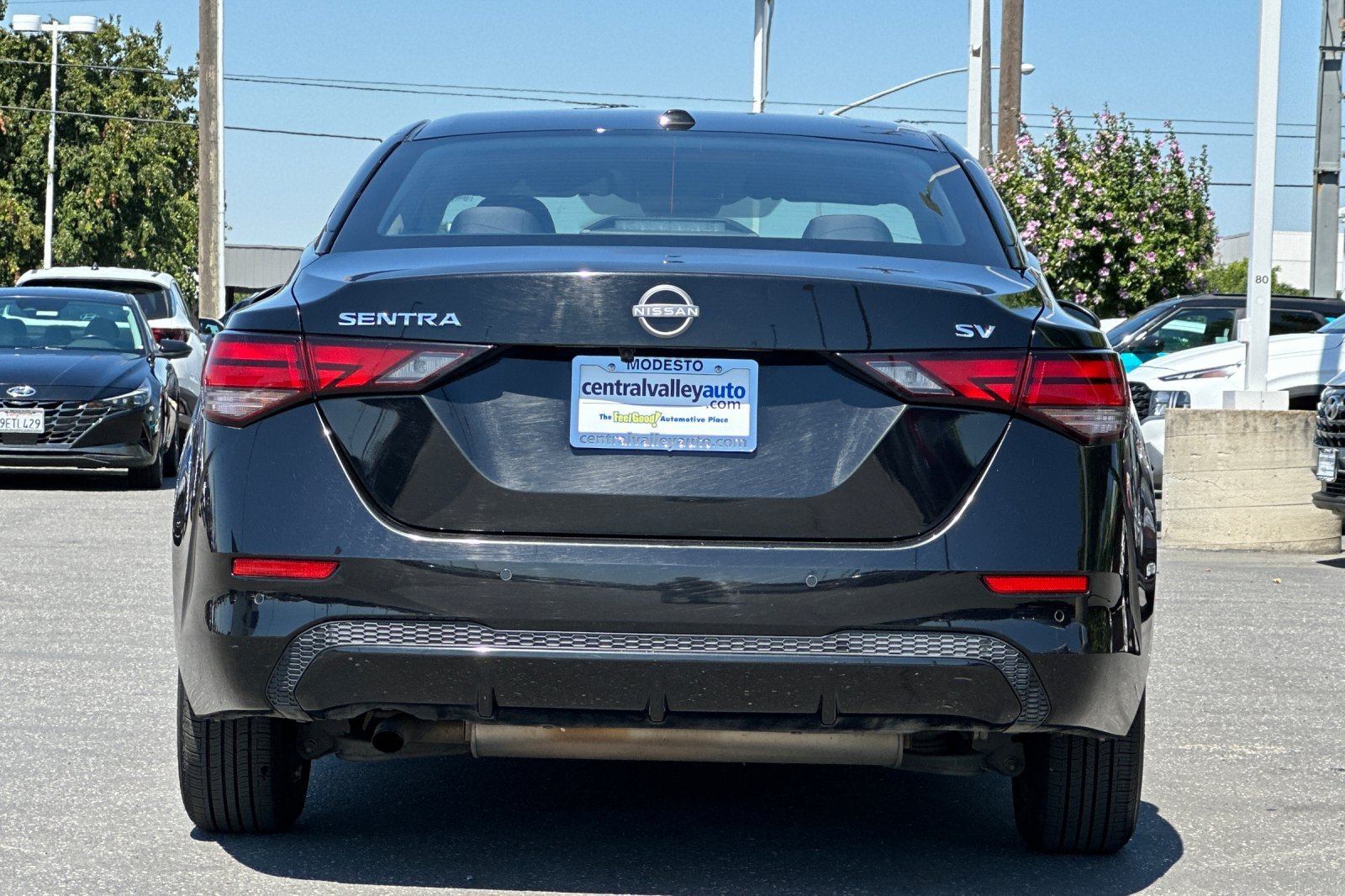Used 2024 Super Black Nissan SV image 5